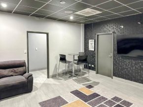 Katara on Austin - City Accomodation for up to 20